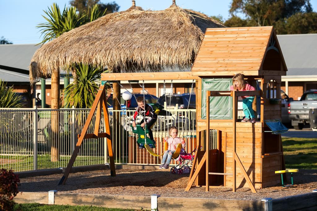 Howlong Golf Resort Motel Howlong
